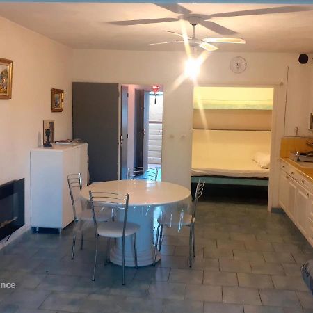 T1 Avec Piscine A 300M Des Plages Pour 4 Personnes - Residence Saint Elme La Seyne-sur-Mer Luaran gambar