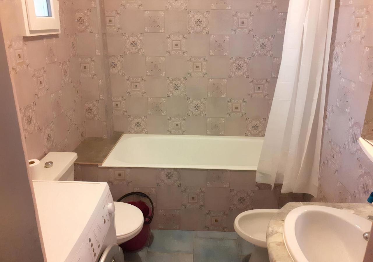 T1 Avec Piscine A 300M Des Plages Pour 4 Personnes - Residence Saint Elme La Seyne-sur-Mer Luaran gambar